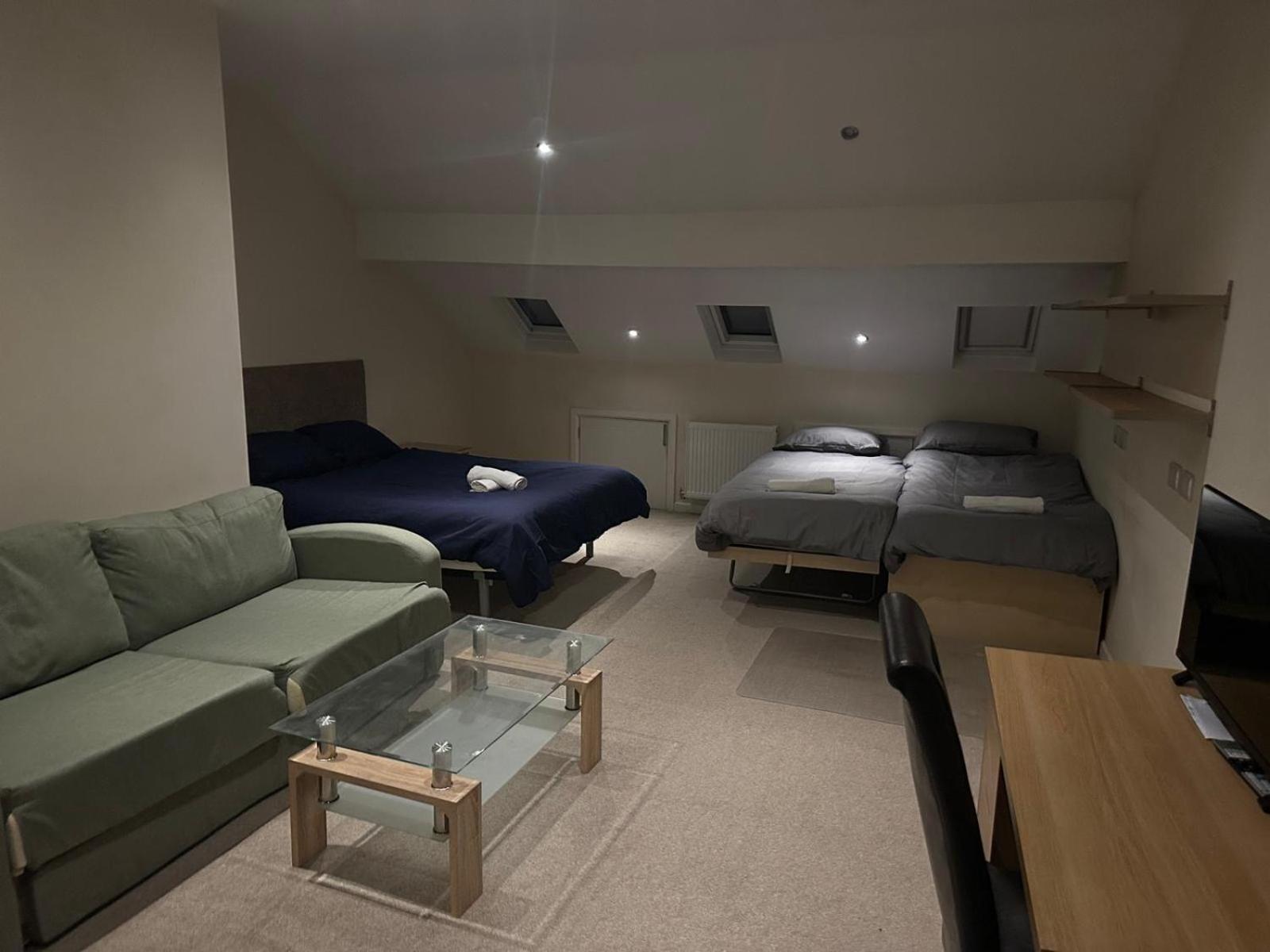 Seaford Guest House Xxx Stoke-on-Trent Екстер'єр фото